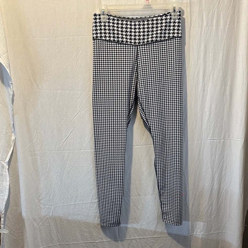 Houndstooth Black and White Leggings